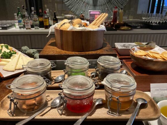 メリアチェンマイのクラブラウンジ(カクテルタイム)