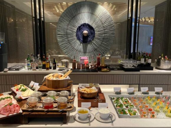 メリアチェンマイのクラブラウンジ(カクテルタイム)